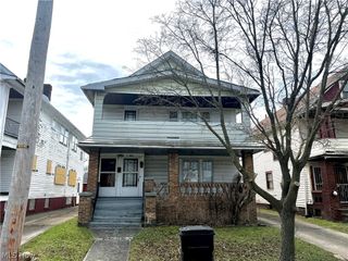 11822 Lenacrave Avenue, Cleveland, OH 44105