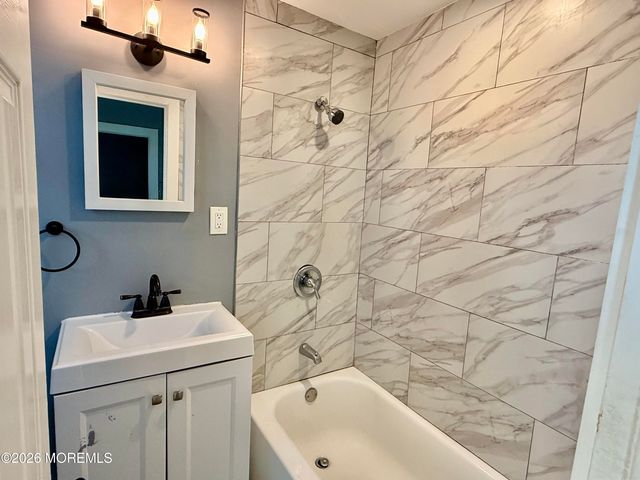 39 2nd Avenue 16, Long Branch, NJ 07740