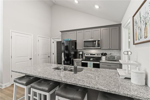 114 Council Oak Loop, Waleska, GA 30183
