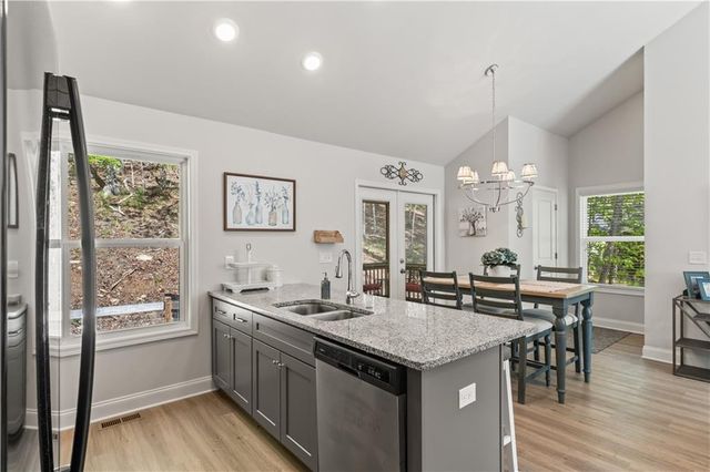 114 Council Oak Loop, Waleska, GA 30183