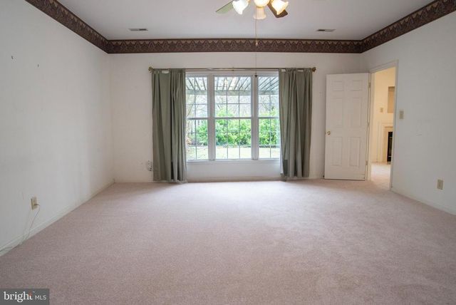 9214 SAINT ANDREWS LN, Fredericksburg, VA 22408