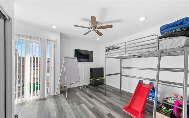 1206 Gladys Avenue, Long Beach, CA 90804