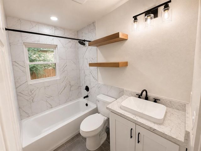 3037 NW 35th Street, Oklahoma City, OK 73112