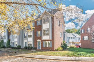 9919 Treeside Lane, Matthews, NC 28105