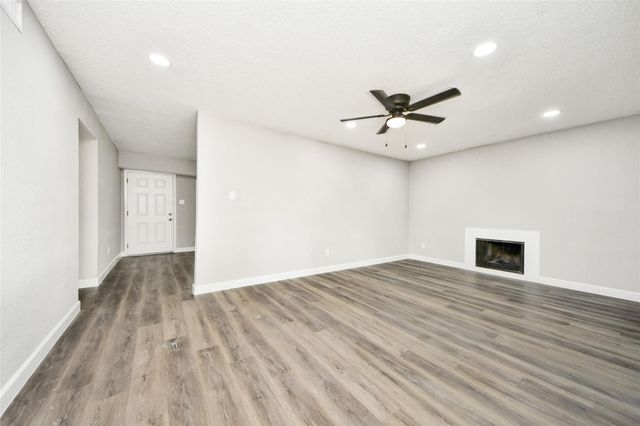 781 Country Place Drive 1017, Houston, TX 77079