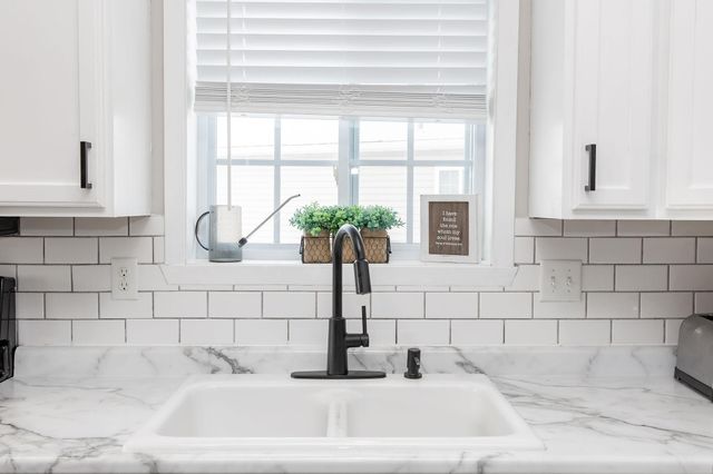 4985 55th Street S, Fargo, ND 58104