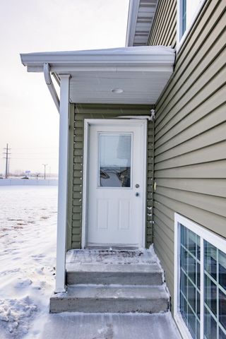 4985 55th Street S, Fargo, ND 58104