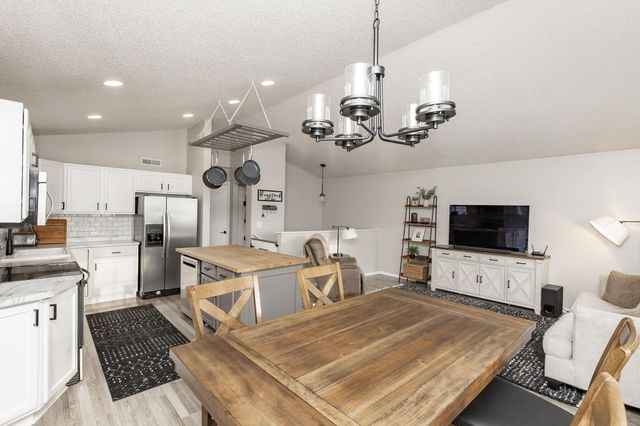 4985 55th Street S, Fargo, ND 58104