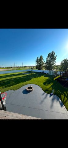 4985 55th Street S, Fargo, ND 58104