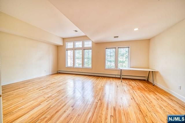 27 Harrington Court, Harrington Park, NJ 07640