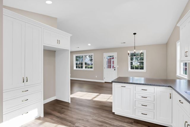 548 Wildflower Drive, Newark, OH 43055