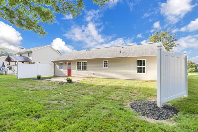 548 Wildflower Drive, Newark, OH 43055