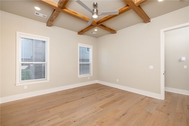 2649 E Livingston Lane, Fayetteville, AR 72703