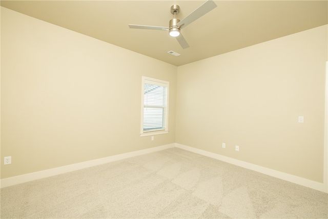 2649 E Livingston Lane, Fayetteville, AR 72703