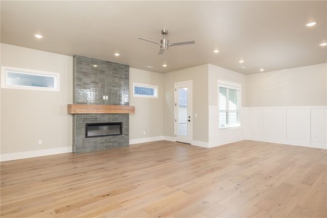 2649 E Livingston Lane, Fayetteville, AR 72703