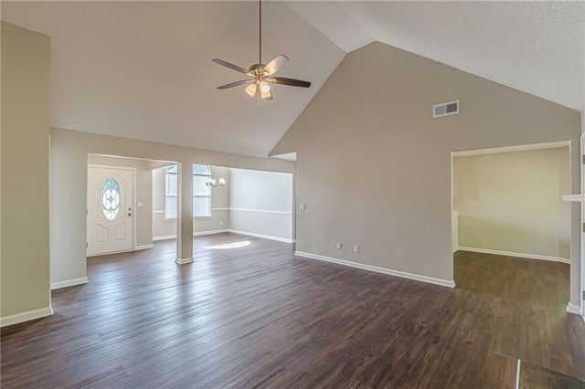 160 Goldleaf Drive, Hampton, GA 30228