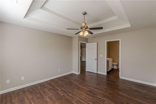 160 Goldleaf Drive, Hampton, GA 30228