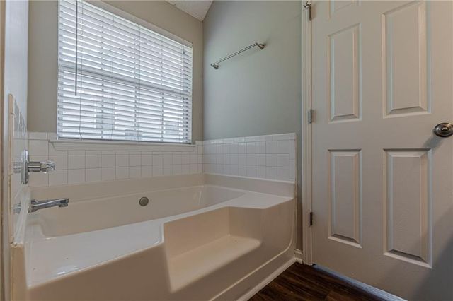 160 Goldleaf Drive, Hampton, GA 30228