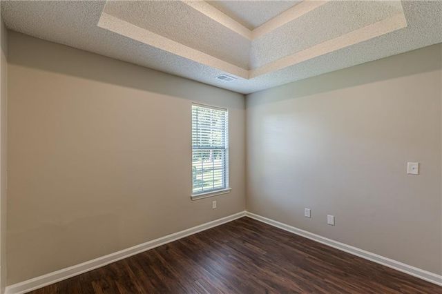 160 Goldleaf Drive, Hampton, GA 30228