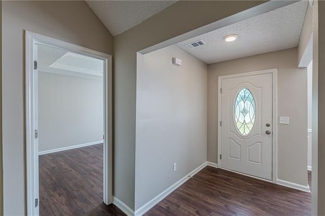 160 Goldleaf Drive, Hampton, GA 30228