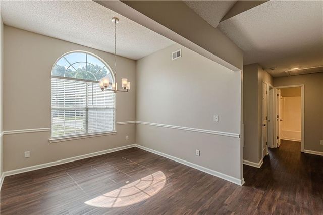 160 Goldleaf Drive, Hampton, GA 30228