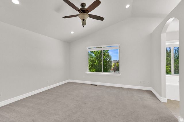 1407 N 3455 W, Clinton, UT 84015
