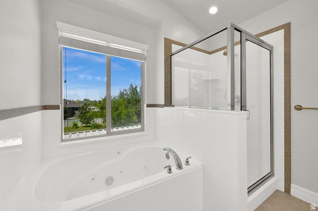 1407 N 3455 W, Clinton, UT 84015