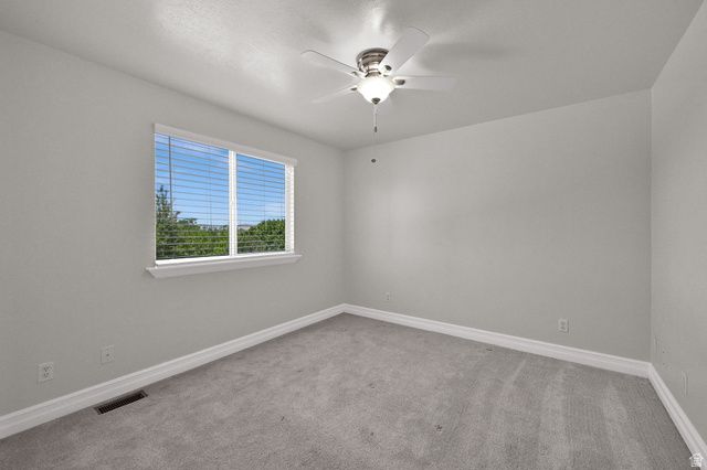 1407 N 3455 W, Clinton, UT 84015