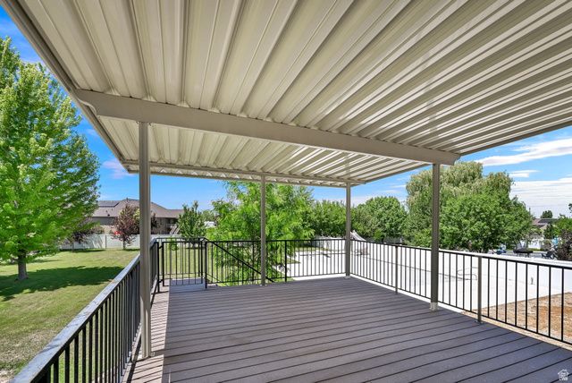 1407 N 3455 W, Clinton, UT 84015