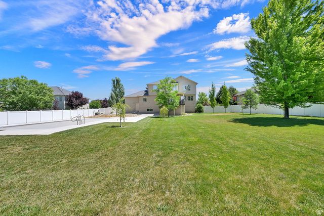 1407 N 3455 W, Clinton, UT 84015