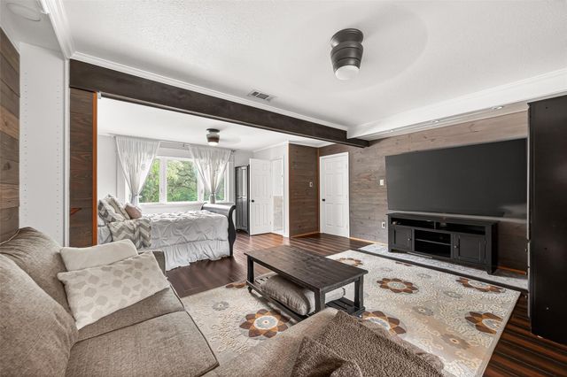 461 County Road 174, Wharton, TX 77488
