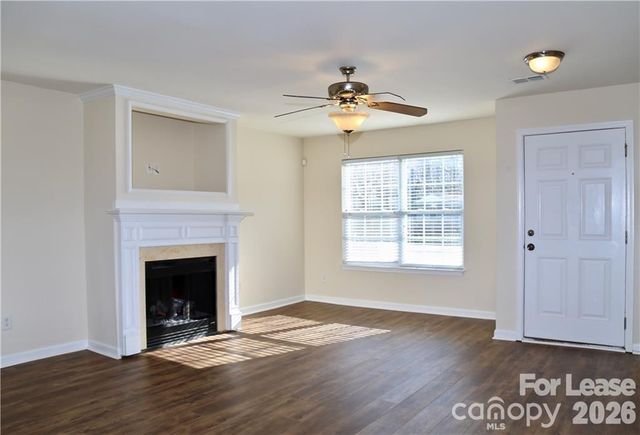 8727 Wandering Creek Way, Charlotte, NC 28227