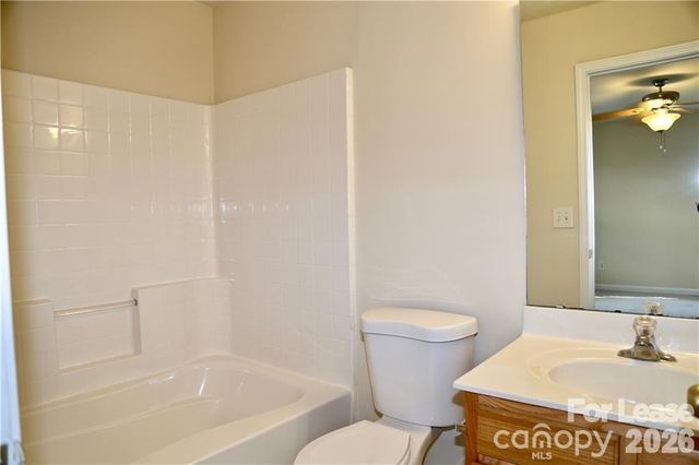 8727 Wandering Creek Way, Charlotte, NC 28227