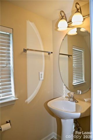 8727 Wandering Creek Way, Charlotte, NC 28227