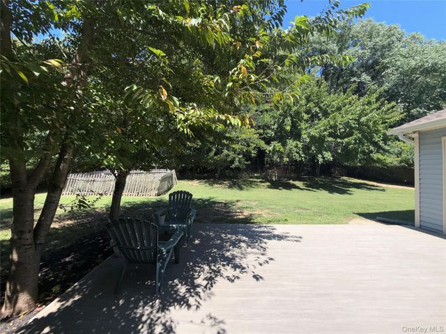 51 Hastings Drive, Stony Brook, NY 11790