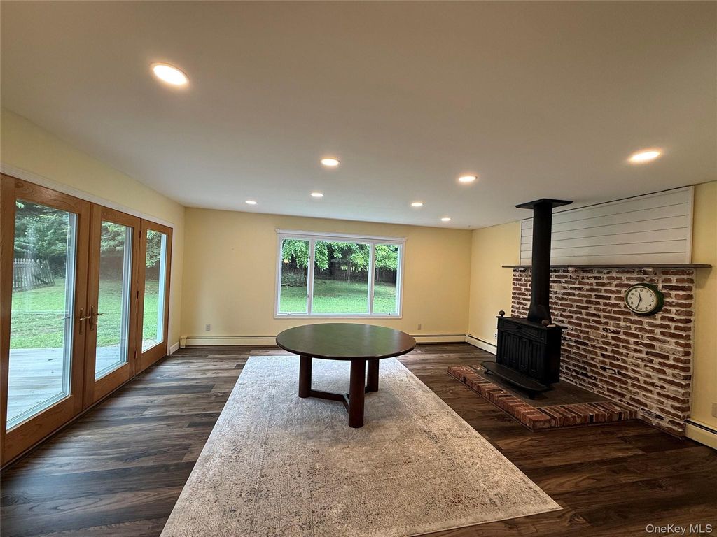 51 Hastings Drive, Stony Brook, NY 11790 — photo 5