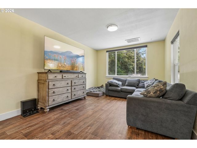 24011 Ne 209TH St, Battle Ground, WA 98604