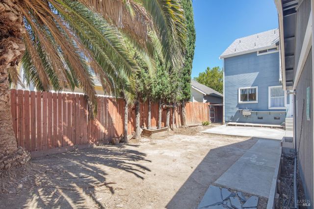 811 Bay St, Suisun City, CA 94585
