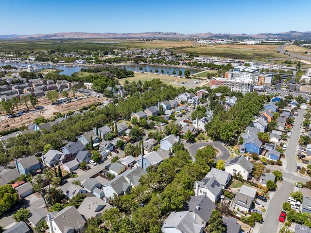 811 Bay St, Suisun City, CA 94585