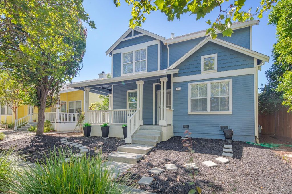 811 Bay St, Suisun City, CA 94585