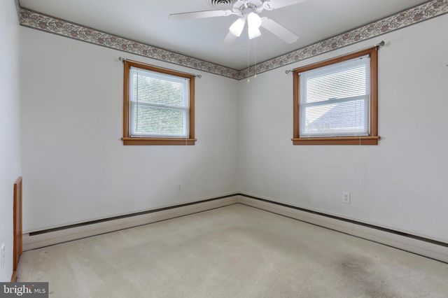 231 W ELM ST, Palmyra, PA 17078