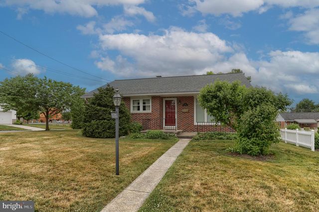 231 W ELM ST, Palmyra, PA 17078