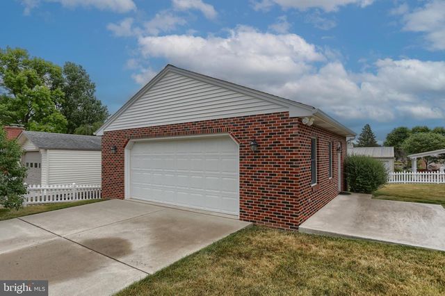 231 W ELM ST, Palmyra, PA 17078