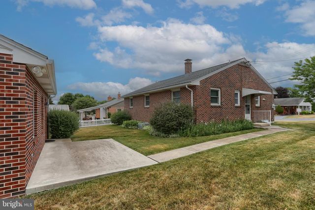231 W ELM ST, Palmyra, PA 17078