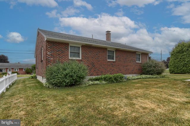 231 W ELM ST, Palmyra, PA 17078