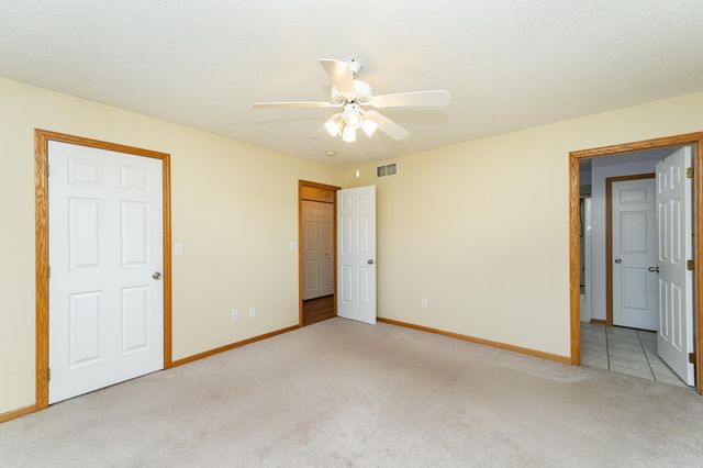 4933 35th Avenue NW, Rochester, MN 55901