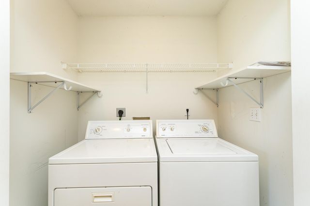 4933 35th Avenue NW, Rochester, MN 55901