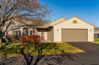 4933 35th Avenue NW, Rochester, MN 55901