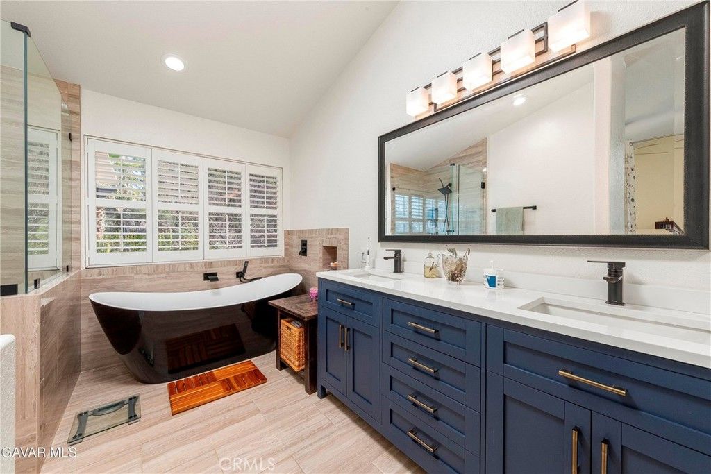 Image 21 of property listing at 41154 Heights, Palmdale, CA 93551