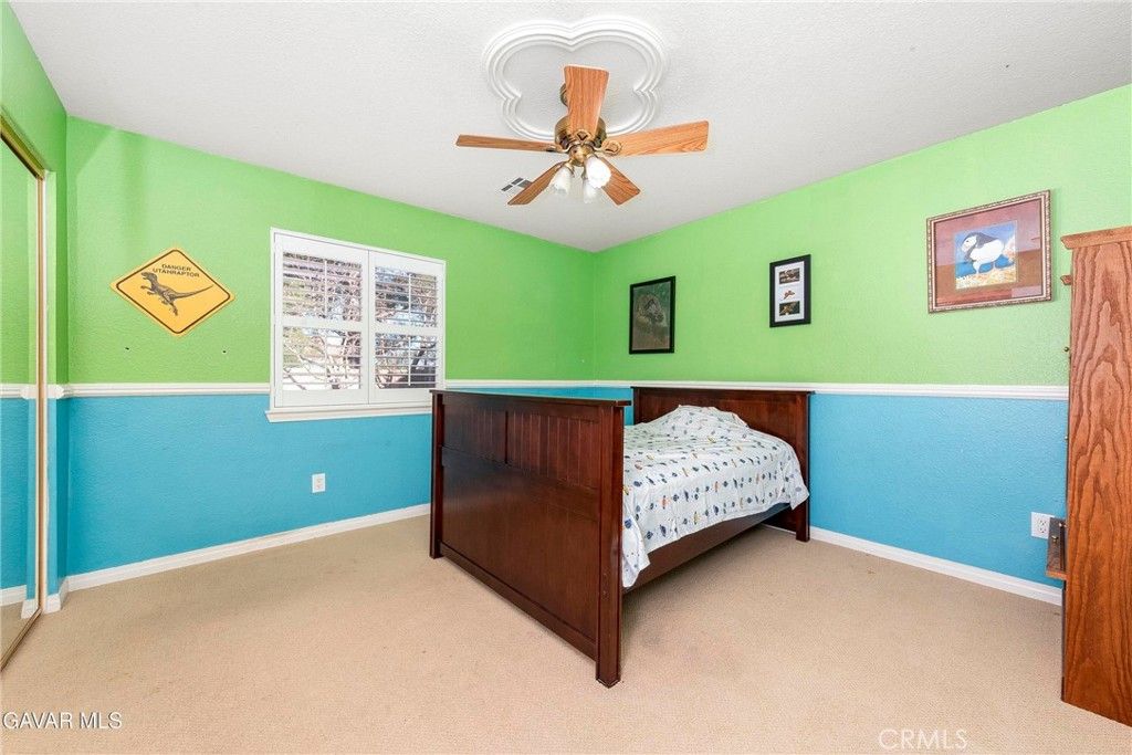 Image 24 of property listing at 41154 Heights, Palmdale, CA 93551